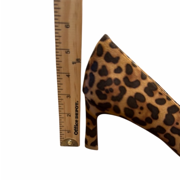 Beast Fashion Leopard Heels Size 11 Brown Black Pointed Toe New With Box - Picture 11 of 13